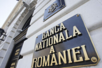 bnr avertizeaza stabilitatea financiara a romaniei este sub presiune care sunt principalele riscuri semnalate 693acfb0a749d 1