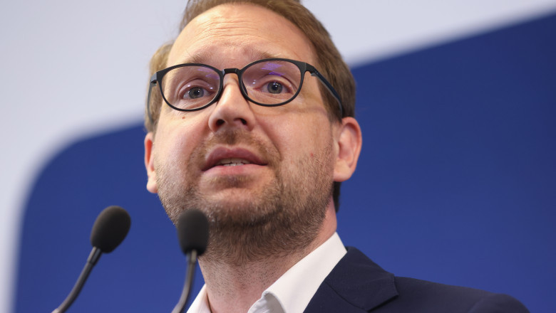 Fritz: O tranziție mai graduală a taxelor și impozitelor ar fi fost ideală, iar această ajustare ar fi trebuit să fie realizată cu mult timp în urmă 1 fritz ar fi fost de preferat sa avem o evolutie mult mai lina a acestor taxe si impozite acesta crestere trebuia facuta de mult 694332d7b3392