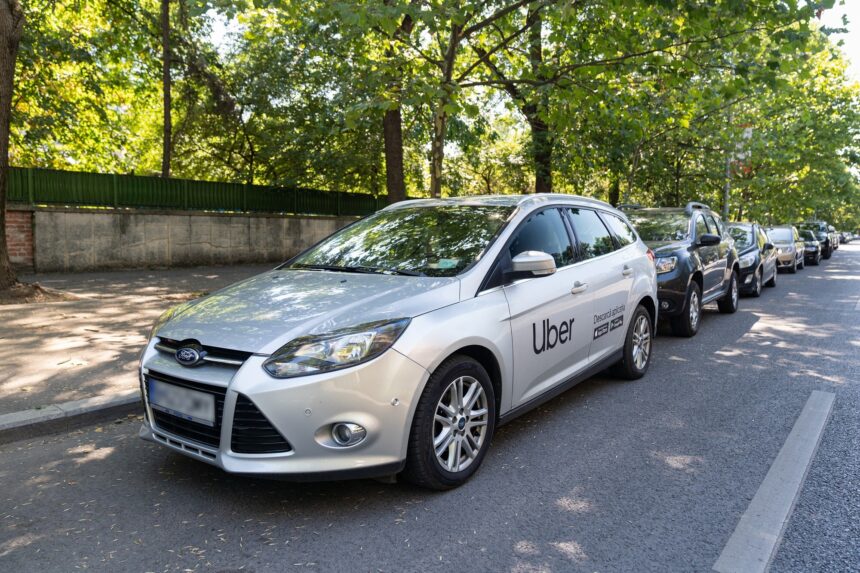 Uber România, nevoită să achite milioane de lei pentru drepturile de autor ale muzicii din vehiculele sale 1 uber romania obligata sa plateasca drepturi de autor de milioane de lei pentru muzica din masina 6946faa139332