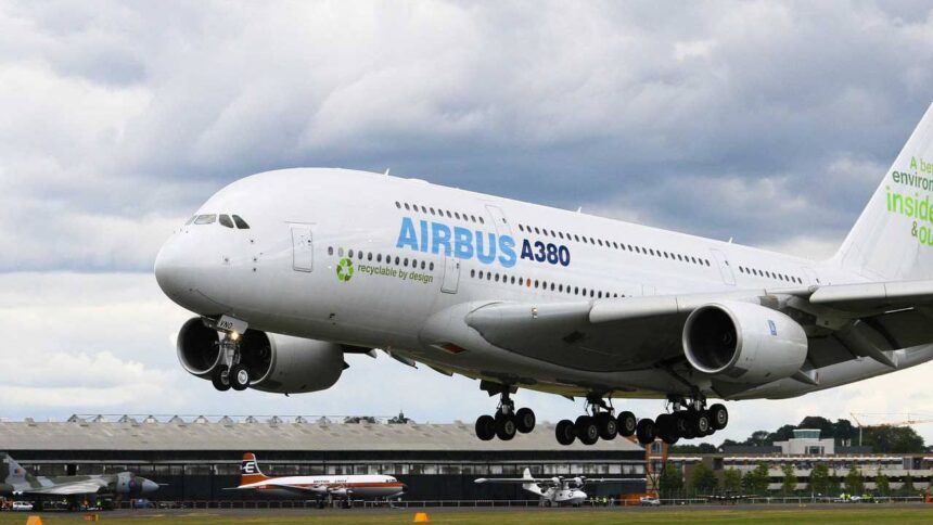 Airbus a realizat livrarea a 793 de avioane în 2025, atingând cu succes ținta propusă 1 airbus a livrat 793 de avioane in 2025 compania reusind astfel sa si atinga obiectivul revizuit 69653dcc83dea