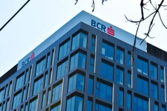 eveniment la bvb bcr listeaza a doua emisiune de euroobligatiuni in valoare de 500 milioane de euro cu randament de 4 6968bfe5d43a7