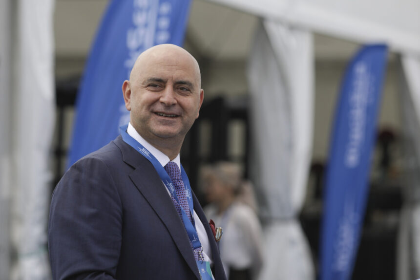 Gabriel Comănescu solicită deschiderea procedurii de insolvență pentru Grupul Servicii Petroliere, procesul urmând să aibă loc mâine 1 magnatul gabriel comanescu cere insolventa grup servicii petroliere cauza se judeca maine 695faef456645