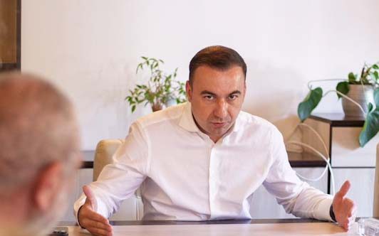 ministrul energiei controleaza la sange comunicarea tuturor societatilor din subordine orice comunicare trebuie sa ajunga obligatoriu la minister inainte pentru validare document 6968d81868203