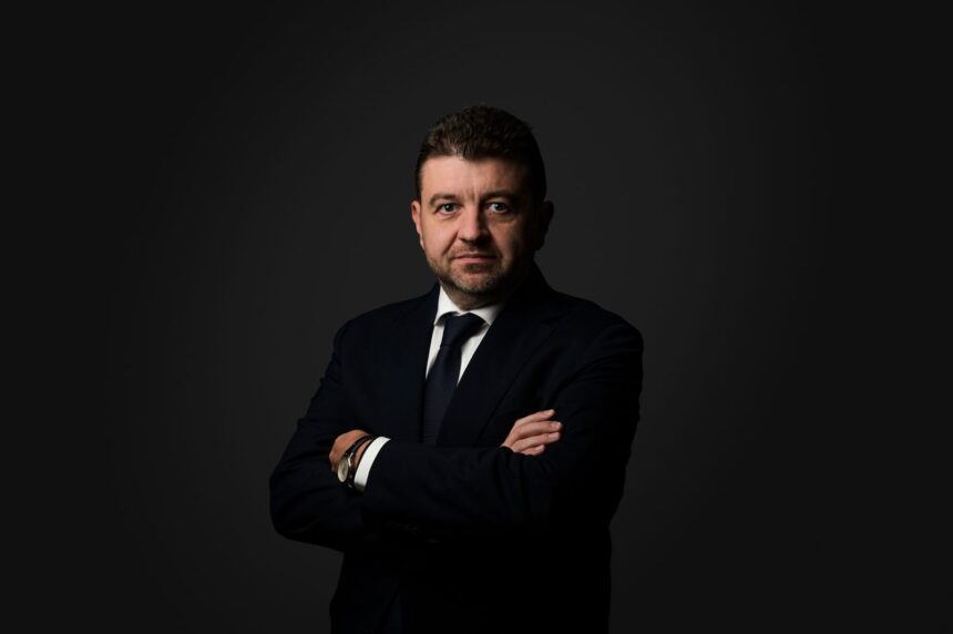 Beneficii pentru șoferii RCA cu risc crescut și companiile de transport: asigurări RCA disponibile pe site-ul Eazy Asigurări, inițiativa fondatorului Superbet 1 avantaj pentru soferii asigurati rca cu risc ridicat si pentru firmele de transport rca direct de pe site la eazy asigurari firma fondatorului superbet 698b022a251ca
