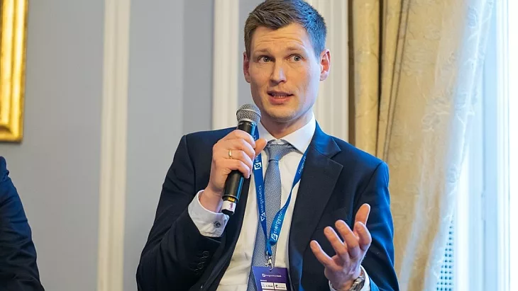 BERD: Energiile regenerabile, pilonul de bază al energiei în România 1 berd regenerabile sunt acum in centrul sectorului energetic romanesc 6992ea735581d