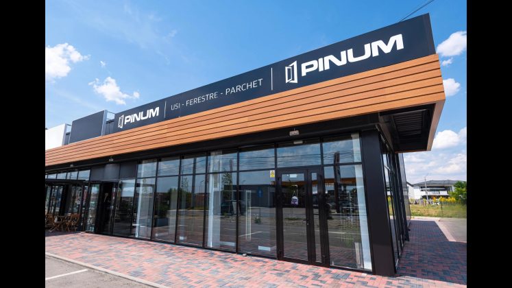 Familia Nusco investește în viitorul României: Pinum, producătorul de uși și feronerie, înregistrează o creștere de 18% și contracarează scăderea din Italia; o nouă fabrică se conturează lângă București 1 familia nusco mizeaza pe romania producatorul de usi si ferestre pinum creste cu 18 si atenueaza declinul din italia urmeaza noua fabrica de langa bucuresti 698ce35451071