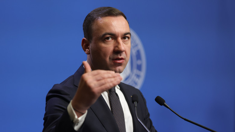 Bogdan Ivan: România ar putea supraviețui patru luni fără motorină, bazându-se pe stocurile de urgență 1 bogdan ivan daca nu am mai aduce in romania niciun litru de motorina putem functiona 4 luni din stocurile de criza 69b6abaa53753