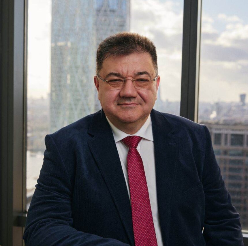 NVIDIA își reajustează planurile pentru a prospera în noul val de creștere, în contextul rivalității din domeniul inteligenței artificiale 1 etoro nvidia isi adapteaza strategia pentru urmatorul ciclu de crestere pe fondul competitiei din ai 69bbf17ed064e