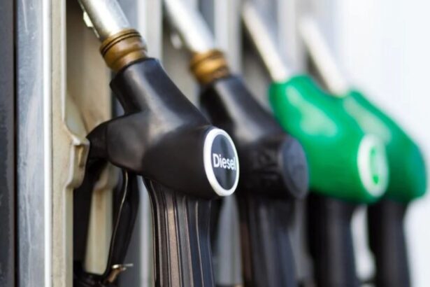 noua scumpire a carburantilor azi a treia in trei zile din cauza razboiului din orientul mijlociu cat costa benzina si motorina azi 6 martie 69aa63169e982
