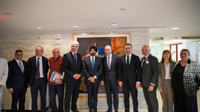 România avansează către investiții strategice la Washington: energie nucleară și infrastructură pe agenda Băncii Mondiale 1 romania pasi spre investitii strategice la washington energie nucleara si infrastructura pe agenda bancii mondiale 69df56a9a5968