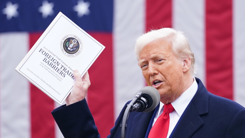 Un an de la „Ziua Eliberării”: Impactul tarifelor impuse de Donald Trump asupra economiei globale 1 un an de la ziua eliberarii cum au schimbat tarifele lui donald trump economia mondiala 69ce20605255a