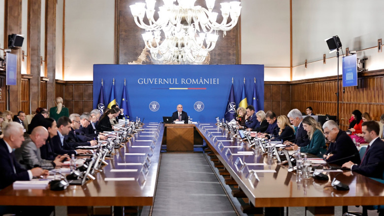 Executivul a dat undă verde unei măsuri rapide care permite Trezoreriei să acorde împrumuturi de 10 miliarde de lei autorităților locale 1 guvernul a aprobat o ordonanta de urgenta care permite trezoreriei sa ofere credite de 10 miliarde de lei pentru uat uri 69f8e8d4444bd