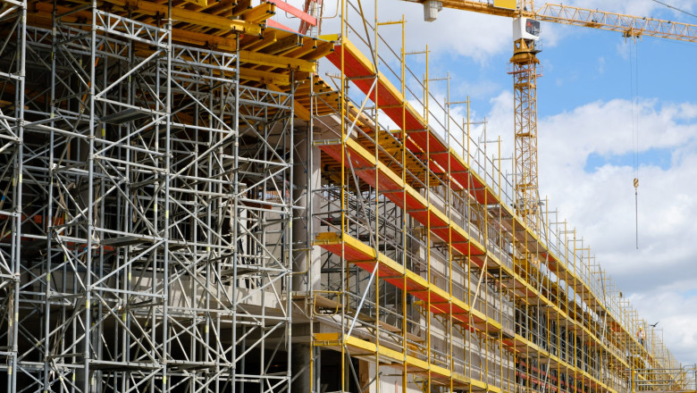 Compania de construcții sub lupă: prejudiciu de 8,7 milioane de lei și scandalul firmelor-fantomă 1 firma din constructii in vizorul anaf dupa un prejudiciu de 87 milioane de lei cum au fost folosite firme fantoma si facturi fictive 6a29213c0a89d