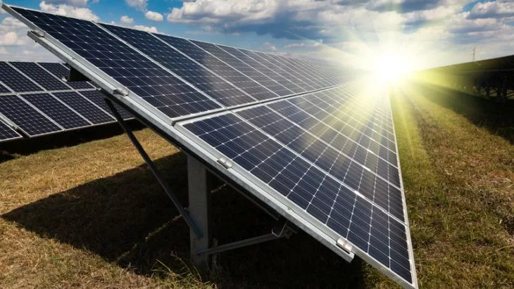 OMV Petrom investește 300 de milioane de euro într-un proiect solar ambițios în Bulgaria 1 omv petrom a luat decizia finala de investitie pentru un proiect solar de 300 mil euro din bulgaria 6a313cc3a2d4b